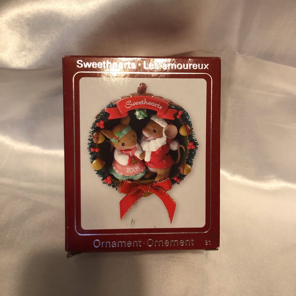 Carlton Cards Christmas Ornament